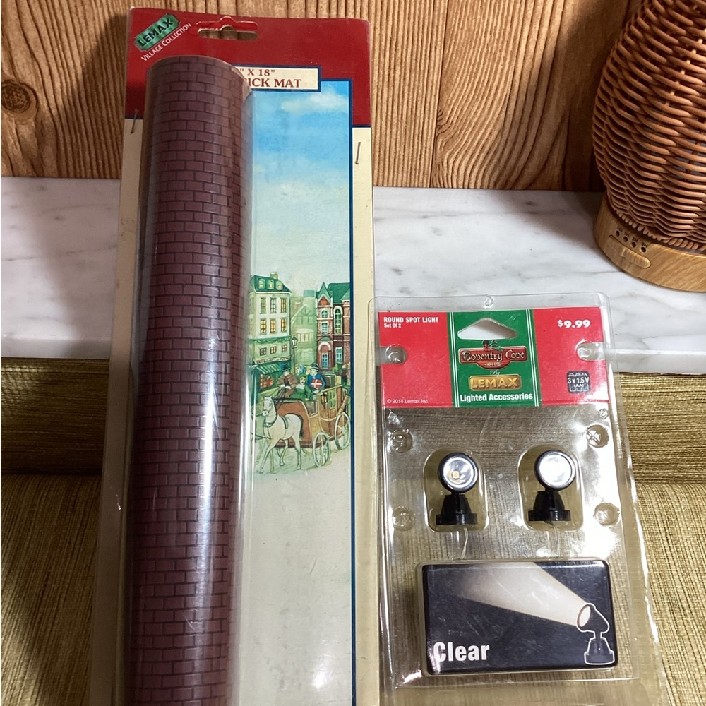 Vintage Lemax 12x18 Brick Mat and Lighting Set
